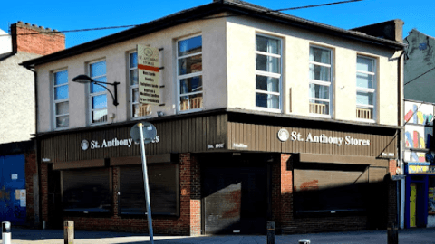 Business listing image