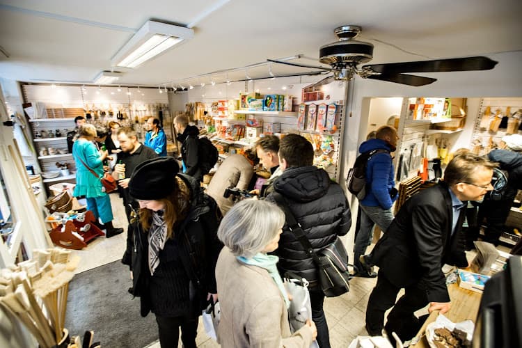 Business listing image