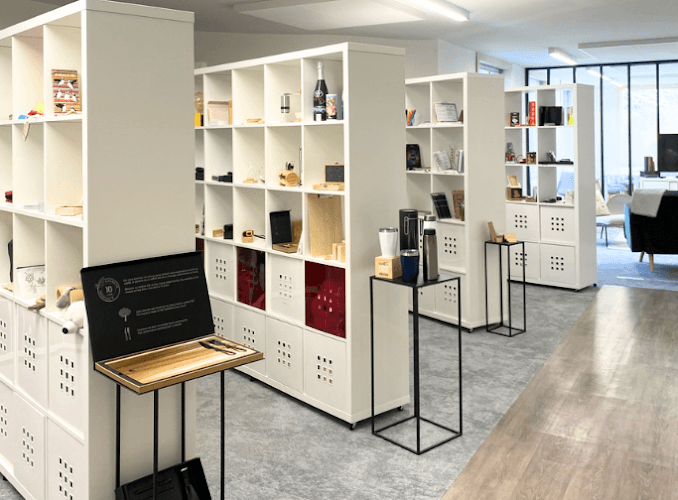 Business listing image