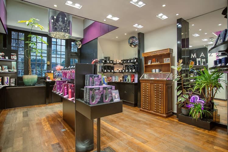 Business listing image