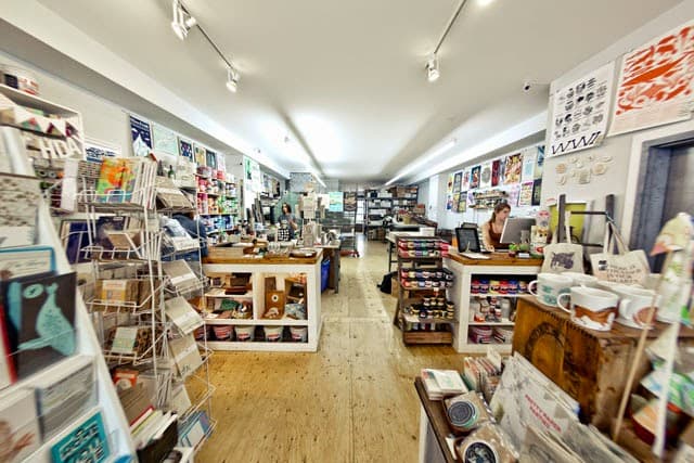 Business listing image